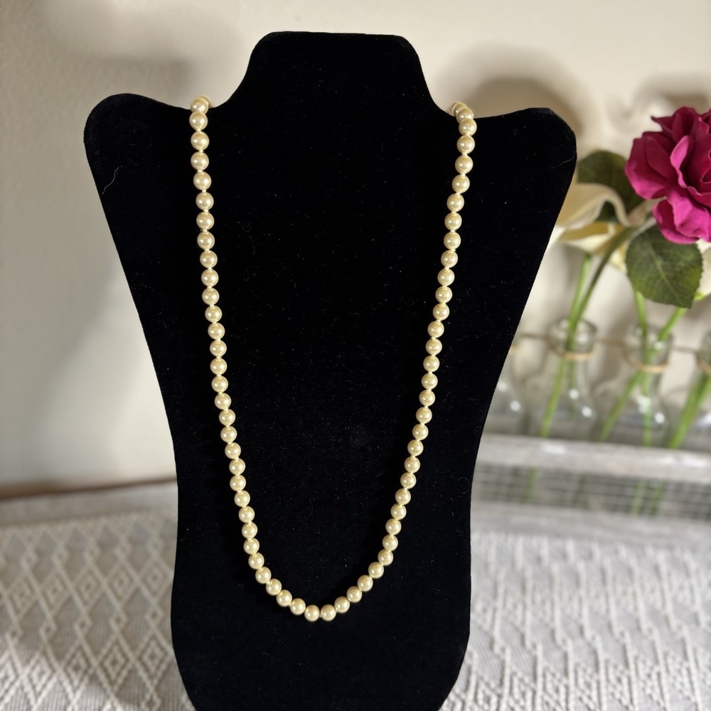 KJL‎ Kenneth Jay Lane Faux Pearl Necklace strand  36" long. Made in 1980's/90's